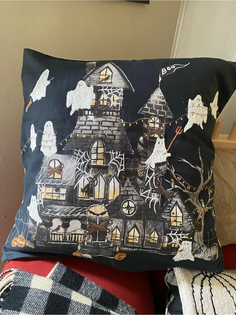 Halloween Haunted House Decorative Pillow w/Embroidery Ghosts 20x20” Blk/Wht NEW